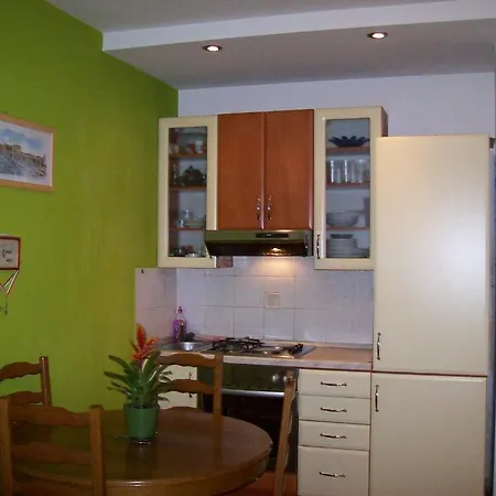 Apartment Carla Meje *