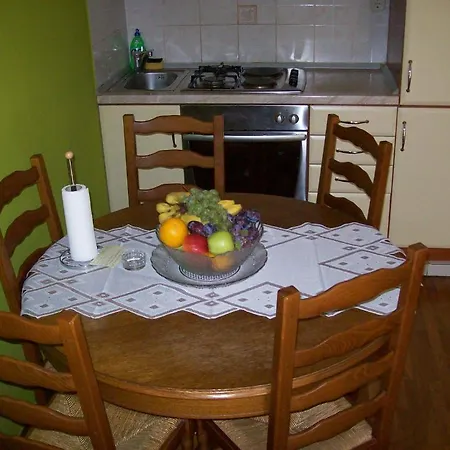 Carla Meje Apartment Split